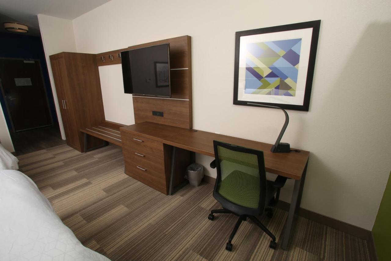 Holiday Inn Express - Mccook By Ihg Zewnętrze zdjęcie